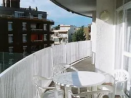 Отель Edificio Sol Льорет-де-Мар